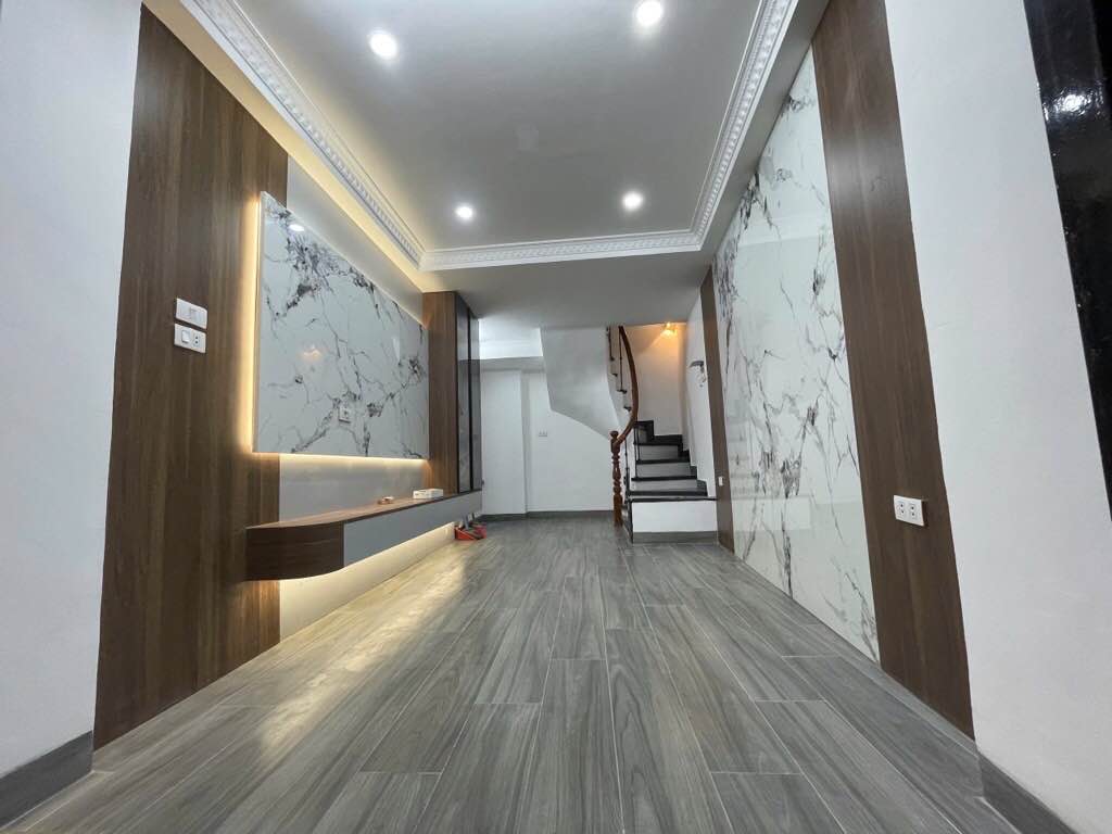 Nhà Hoa Lư - ngõ thông - 16m2 - hơn 4 tỷ